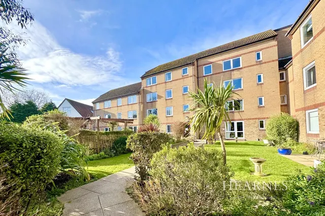 Fairhaven Court, BH5, photo 1