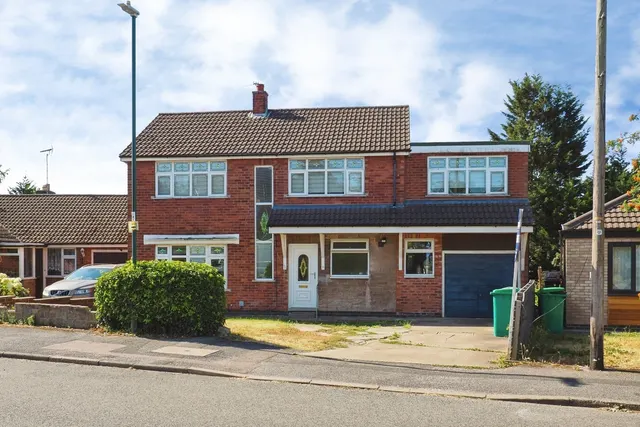 Moorsholm Drive, Wollaton, Nottingham, NG8, photo 1