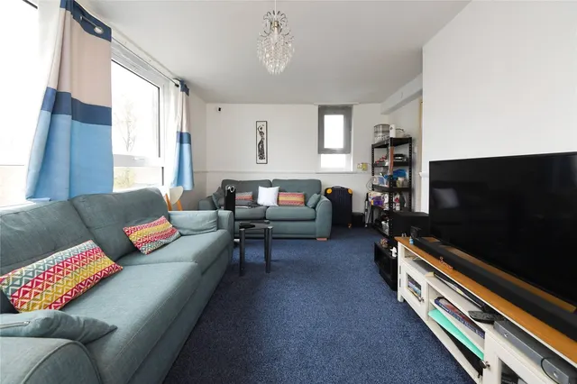 Photo 2 — Eastfield Road, Enfield, EN3