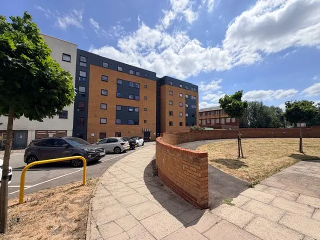 Hide Street, Stoke-on-trent, ST4, photo 1