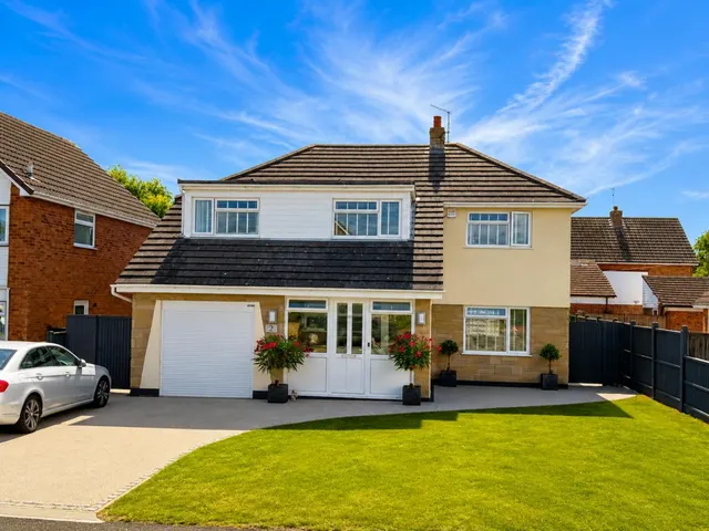 Blenheim Road, Littlestone, TN28, photo 1