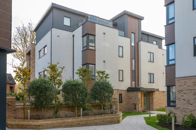 Flat 2, Bellham Court, 1 Hope Close, London, photo 1