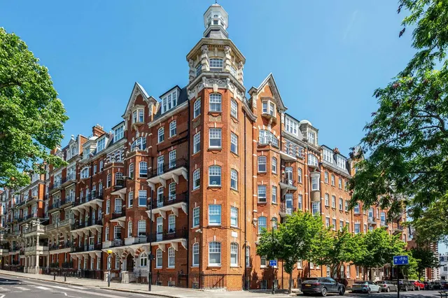 Campden Hill Court, Campden Hill Road, London, W8 7HN, photo 1