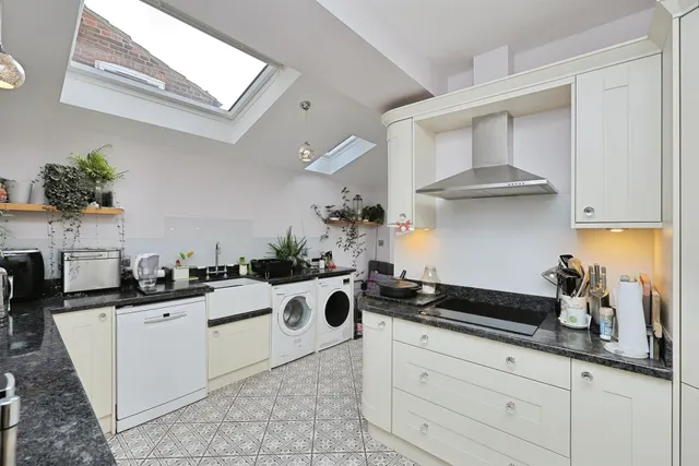 Aylsham Road, Norwich, NR3, photo 2