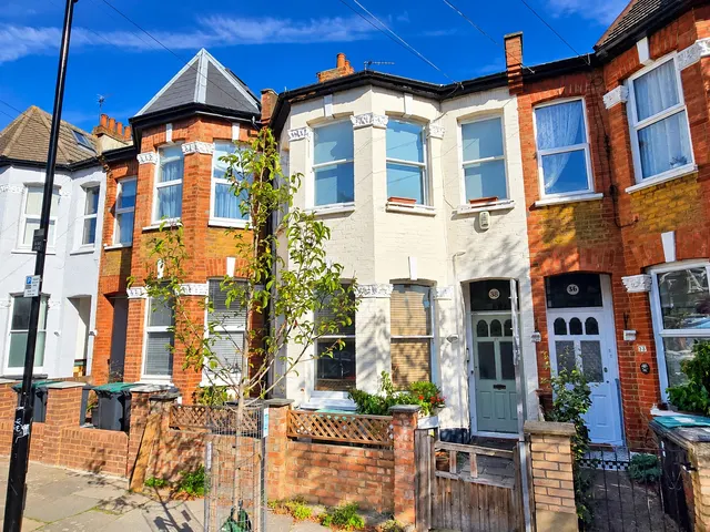 Handsworth Road, Tottenham, N17, photo 1