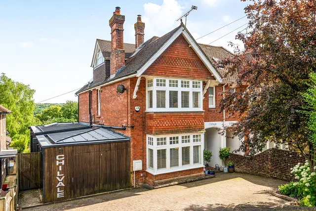 Petersfield Road, Winchester, SO23, photo 1