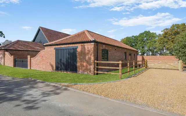 School Road, Tivetshall St. Margaret, NR15, photo 1