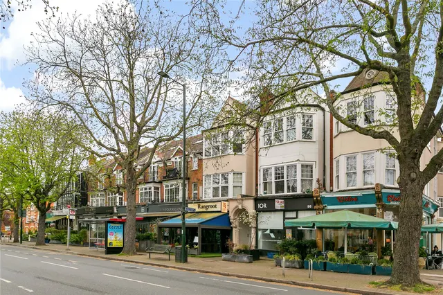 Kew Road, TW9, photo 3