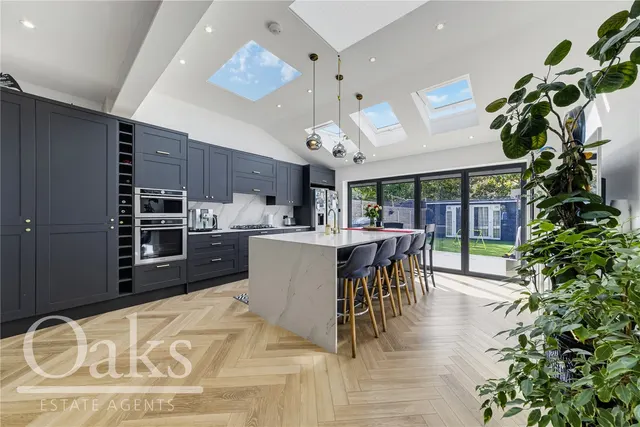 Teevan Road, Addiscombe, CR0, photo 1