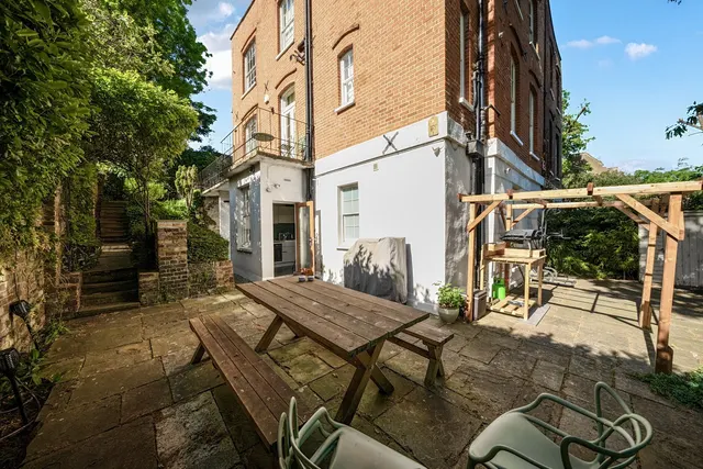 Photo 3 — Westgrove Lane, SE10