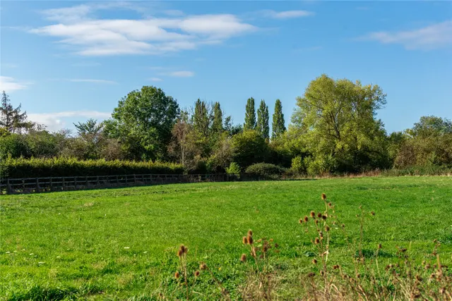 Rowsham Road, Bierton, HP22, photo 2
