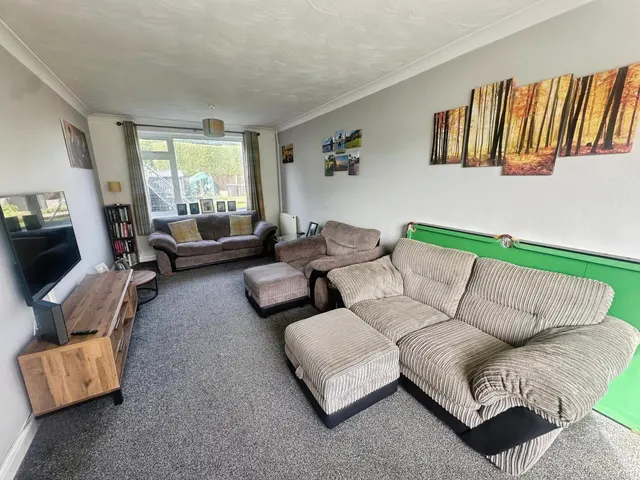 Wentworth Road, Wolverhampton, WV10, photo 2