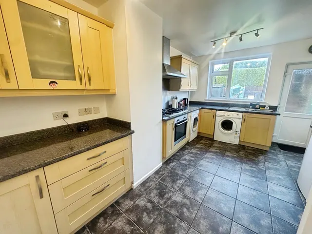 Wentworth Road, Wolverhampton, WV10, photo 3