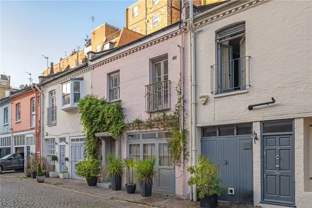 Petersham Mews, London, SW7, photo 1