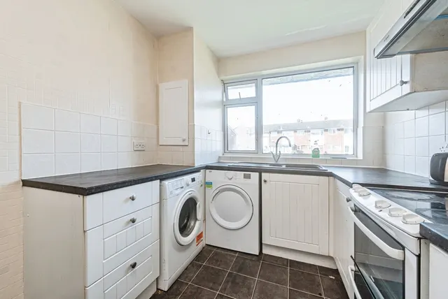 Penrith Road, Basingstoke, RG21, photo 2