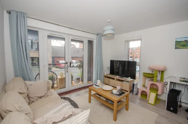 Photo 2 — Jenkins Way, Frenchay, Bristol, BS16 2NS