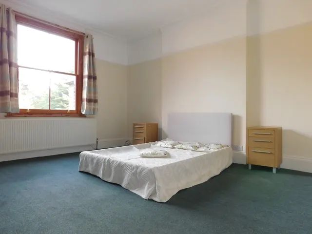 Photo 3 — Madeley Road, Ealing, London, W5 2LS