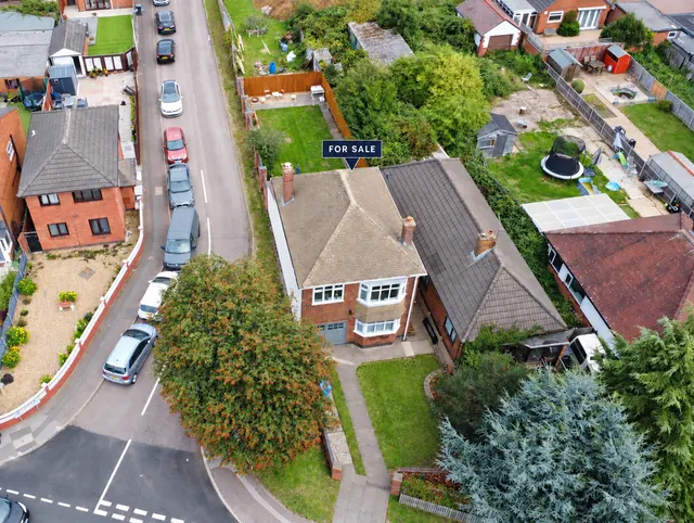 Humberstone Lane, Leicester, LE4, photo 1