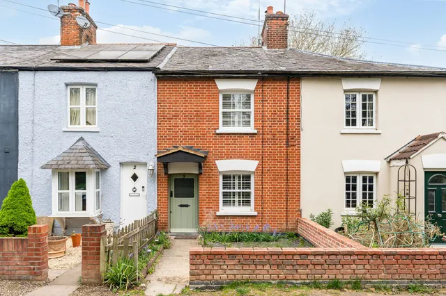 Gore Lane Cottages, Barwick, Ware, SG11 1BX, photo 1