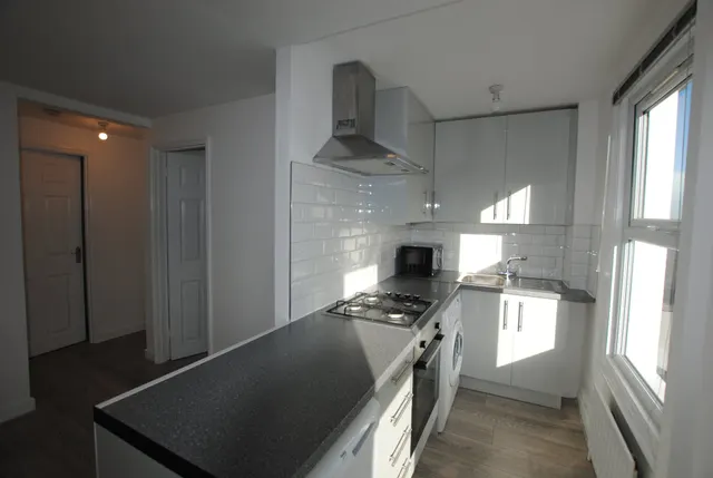 Photo 2 — Dartmouth Road, Forest hill, SE23 3XU