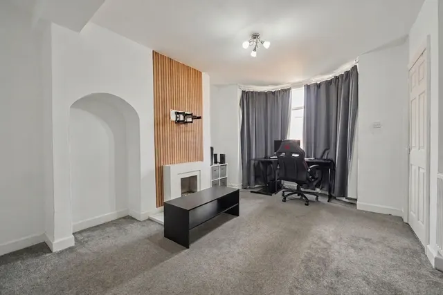 Photo 2 — Pembrook Road, Coventry, CV6