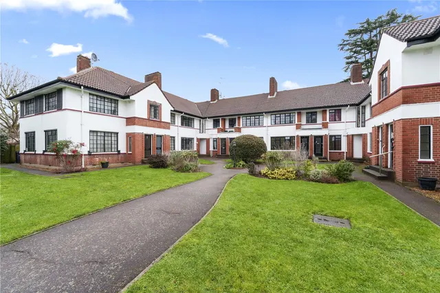 Berkley Court, London Road, Twickenham, TW1 1HA, photo 1