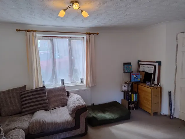 Photo 2 — Mallard Drive, Woodford Halse, Daventry