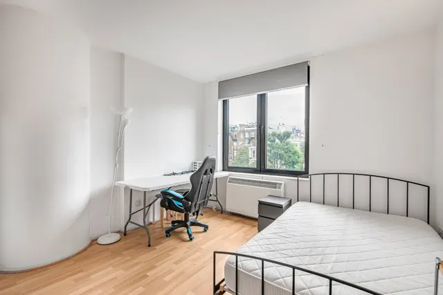 flat — Cromwell Road, London, SW7