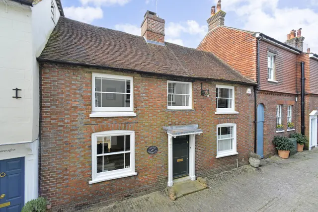 Lombard Street, Petworth, GU28, photo 1