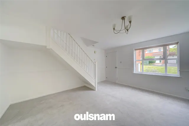 Photo 3 — Hammond Close, Droitwich, Worcestershire, WR9 7SZ