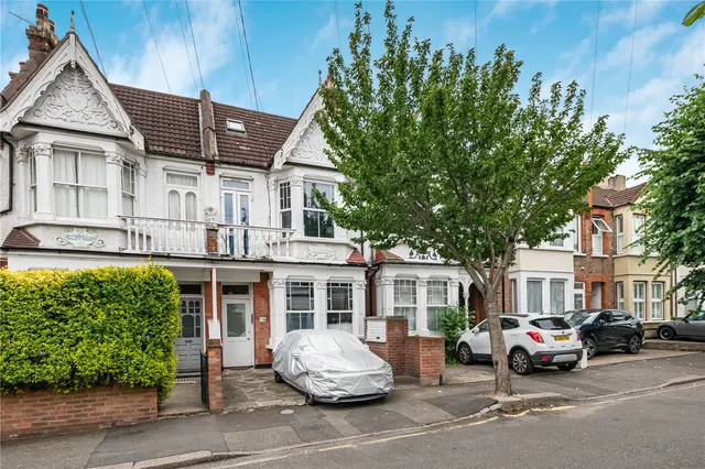 Burgoyne Road, London, SE25, photo 3