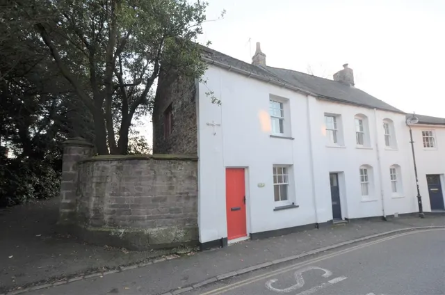 Bull Hill, Pilton, photo 1