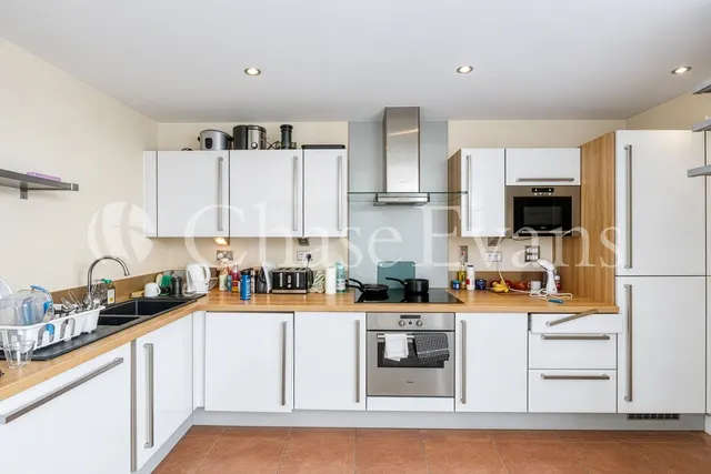 Blackwall Way, Poplar, E14, photo 2