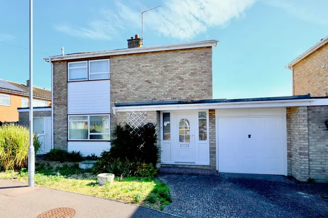 Dryden Close, St Ives, PE27, photo 1