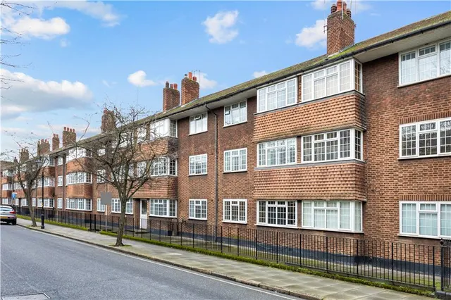 Photo 3 — Garden Row, London, SE1