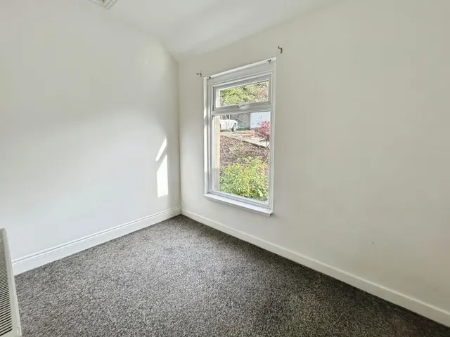 Matthews Street, Port Talbot, SA13, photo 3
