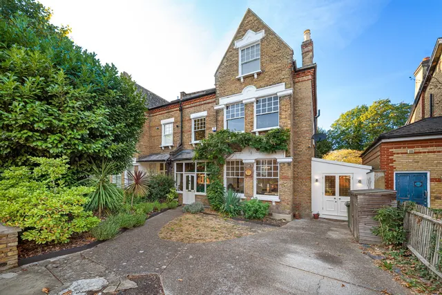 Woolstone Road, SE23, photo 2