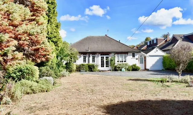 Grange Road, Leatherhead, KT22, photo 1