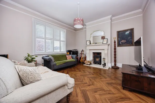 Nightingale Road, Godalming, GU7, photo 3