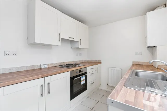 Suffolk Road, Gravesend, DA12, photo 3