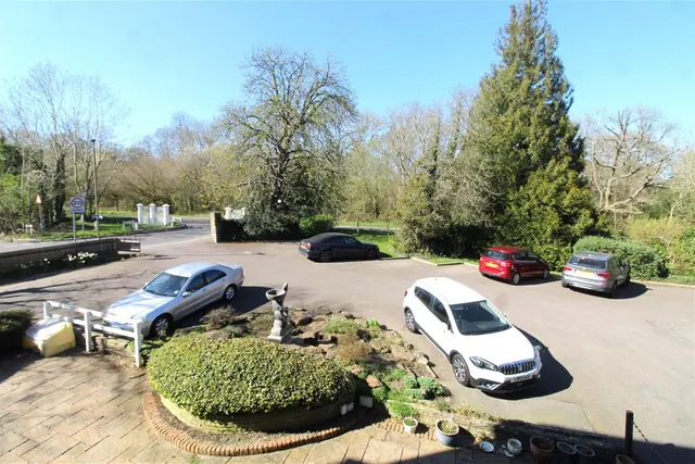 Hadley Road, Barnet, EN5, photo 2
