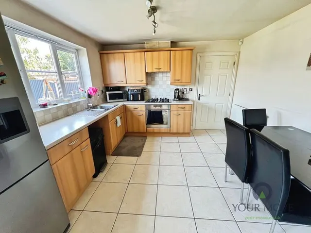 Photo 3 — Callaghan Drive, Tividale, West Midlands, B69