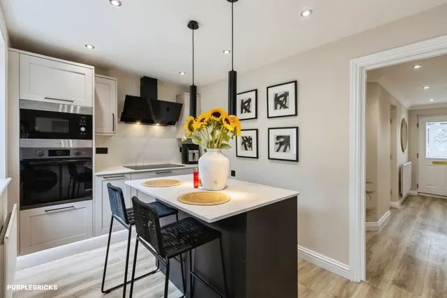Fulneck Close, Leeds, LS11, photo 3