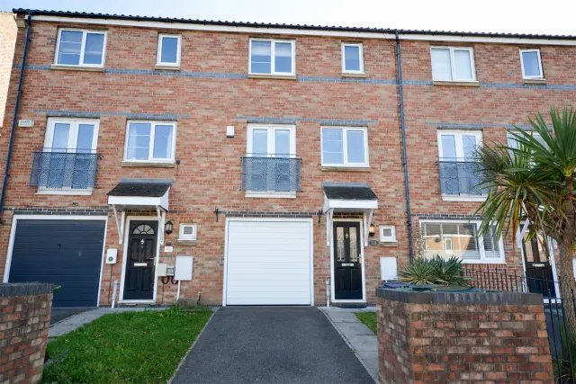 St. Cuthberts Road, Gateshead, NE8, photo 1