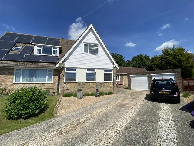 Photo 2 — Cradock Place, Worthing