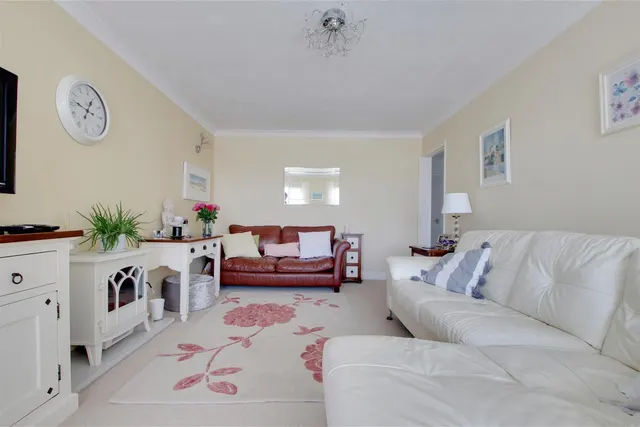 Photo 3 — Cradock Place, Worthing