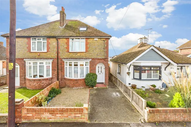 King Edward Road, Birchington, CT7, photo 1