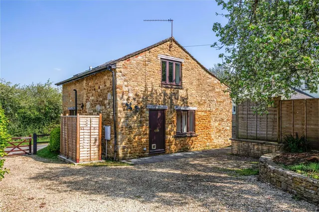 Main Road, Oddington, Moreton-in-Marsh, Gloucestershire, GL56 0UX, photo 1