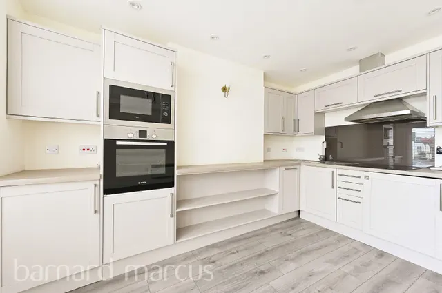 High Street, New Malden, KT3, photo 2