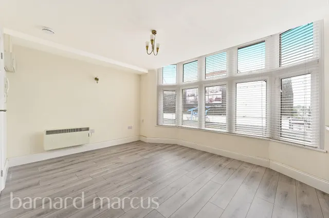 High Street, New Malden, KT3, photo 3